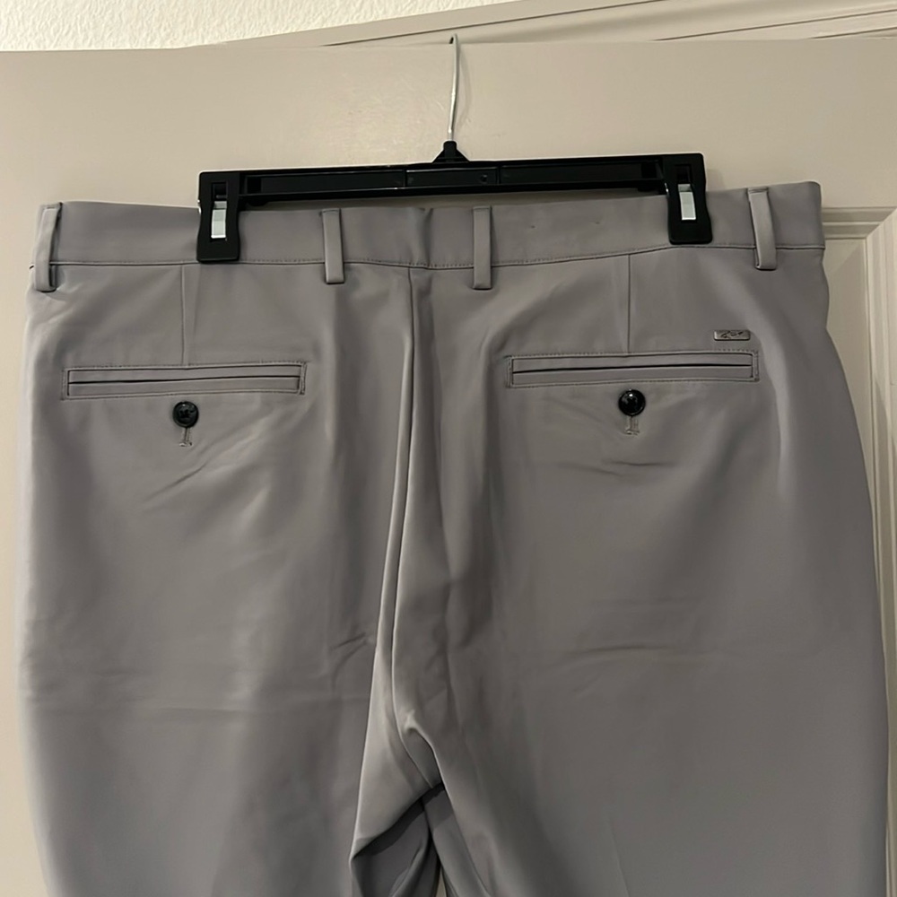 NEW without tags Greg Norman Golf Pants 36x30 light grey